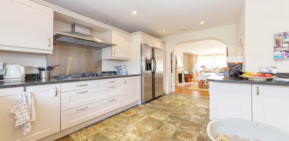 Modern House Crespigny road, Hendon